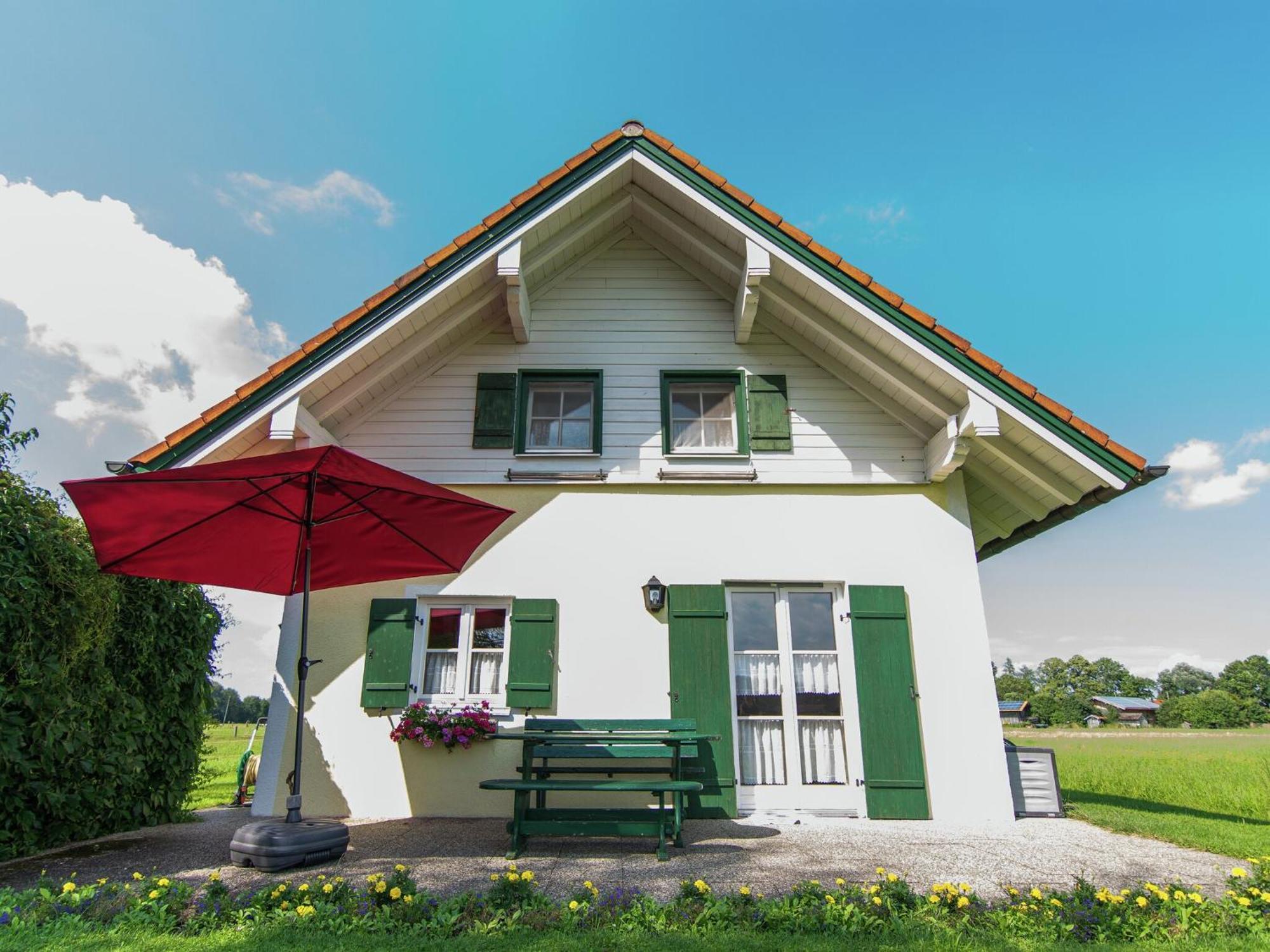 Alluring Holiday Home In Ubersee With Whirlpool Bagian luar foto