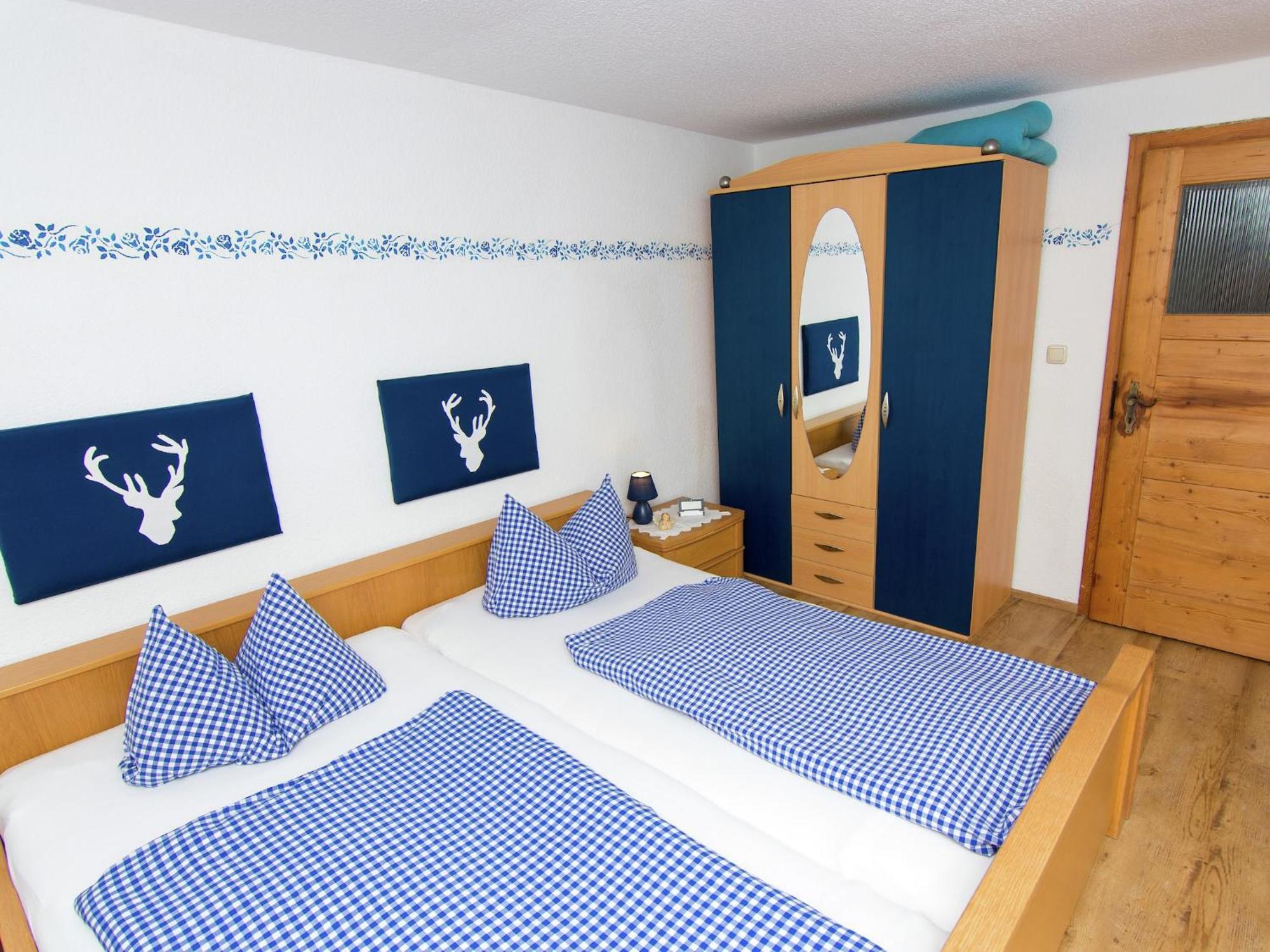 Alluring Holiday Home In Ubersee With Whirlpool Bagian luar foto
