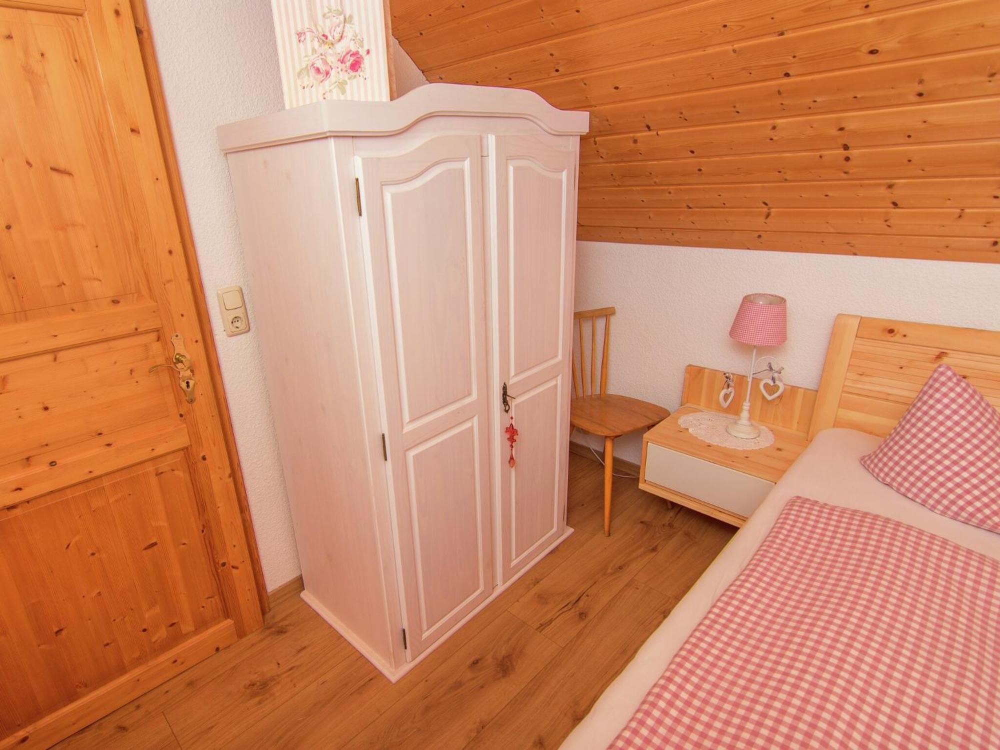 Alluring Holiday Home In Ubersee With Whirlpool Bagian luar foto